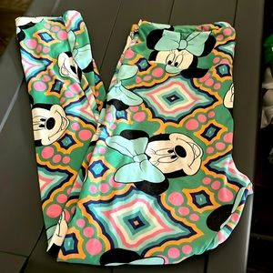 3 for $15🦋 GUC Minnie Mouse TC leggings